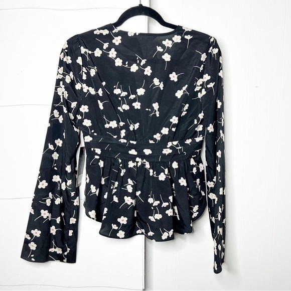 NEW with tags BCBGeneration Floral long sleeve blouse - Picture 2 of 4